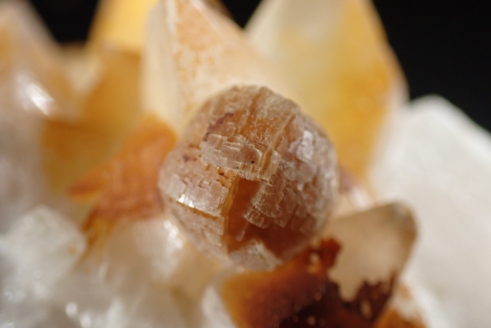 FLUORITE *UNIQUE ROUND CRYSTALS ON CALCITE *RARE LOC ! Stramberk, CZECH REPUBLIC