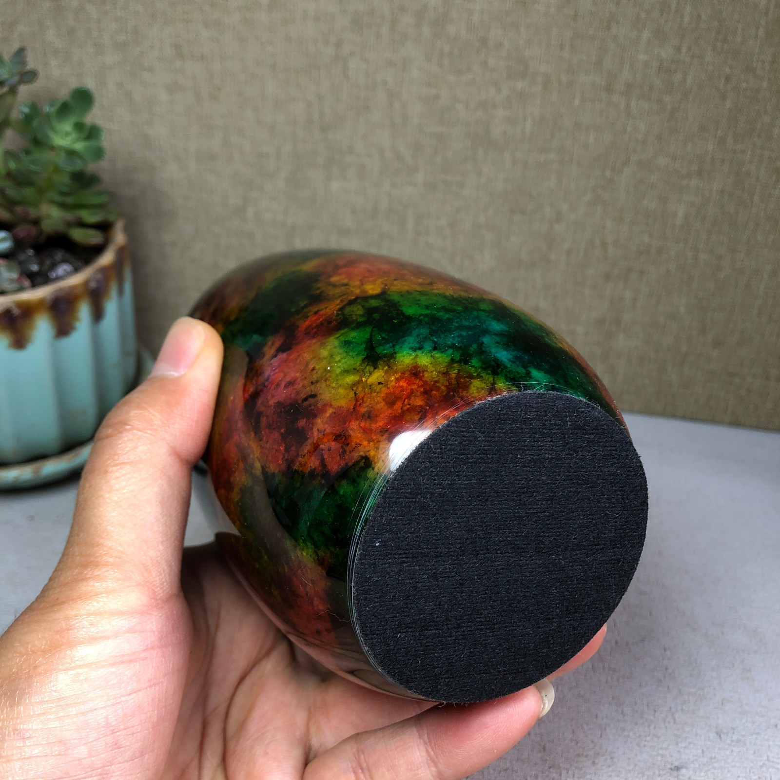 Natural “Seven Colors Jade” vase specimen -Taiwan China 1190g 130mm A4587