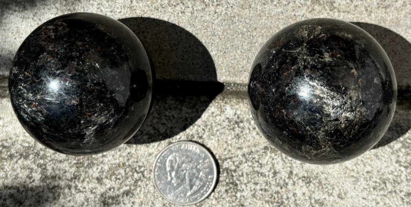 USA SALE 343g “LOT ARFVEDSONITE” ANTHO PHYLLITE SPHERES SPHERE 1.92″ & 1.87″