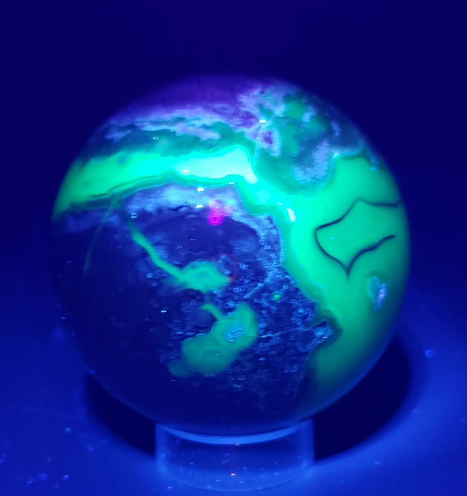 2.6″ Volcano Agate Quartz Crystal Sphere Ball Orb Stunning Green UV, 388g
