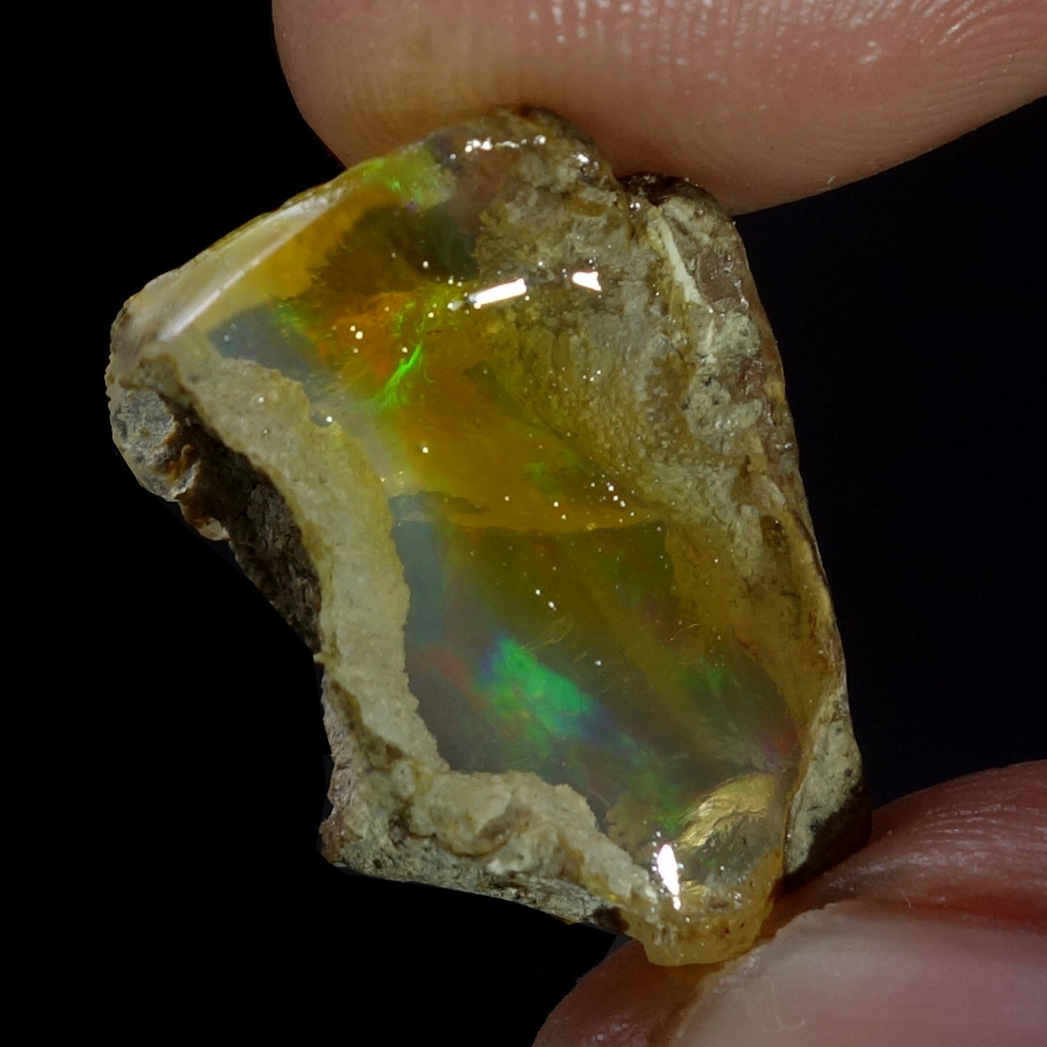 16.00 Ct 100% Natural Ethiopian Crystal Oil Opal Play Of Color Rough Specimen