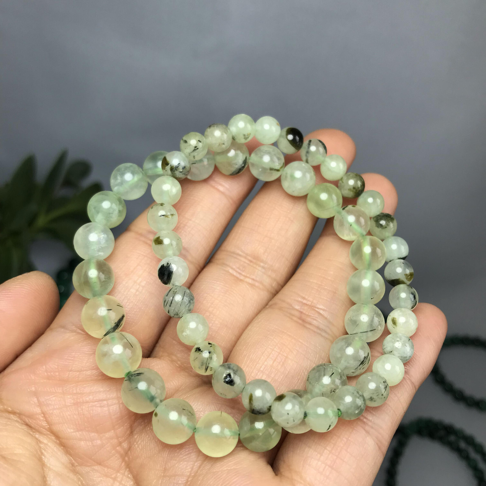 6mm/8mm Natural grape gemstone Crystal beads bracelet 29g-30g A5285