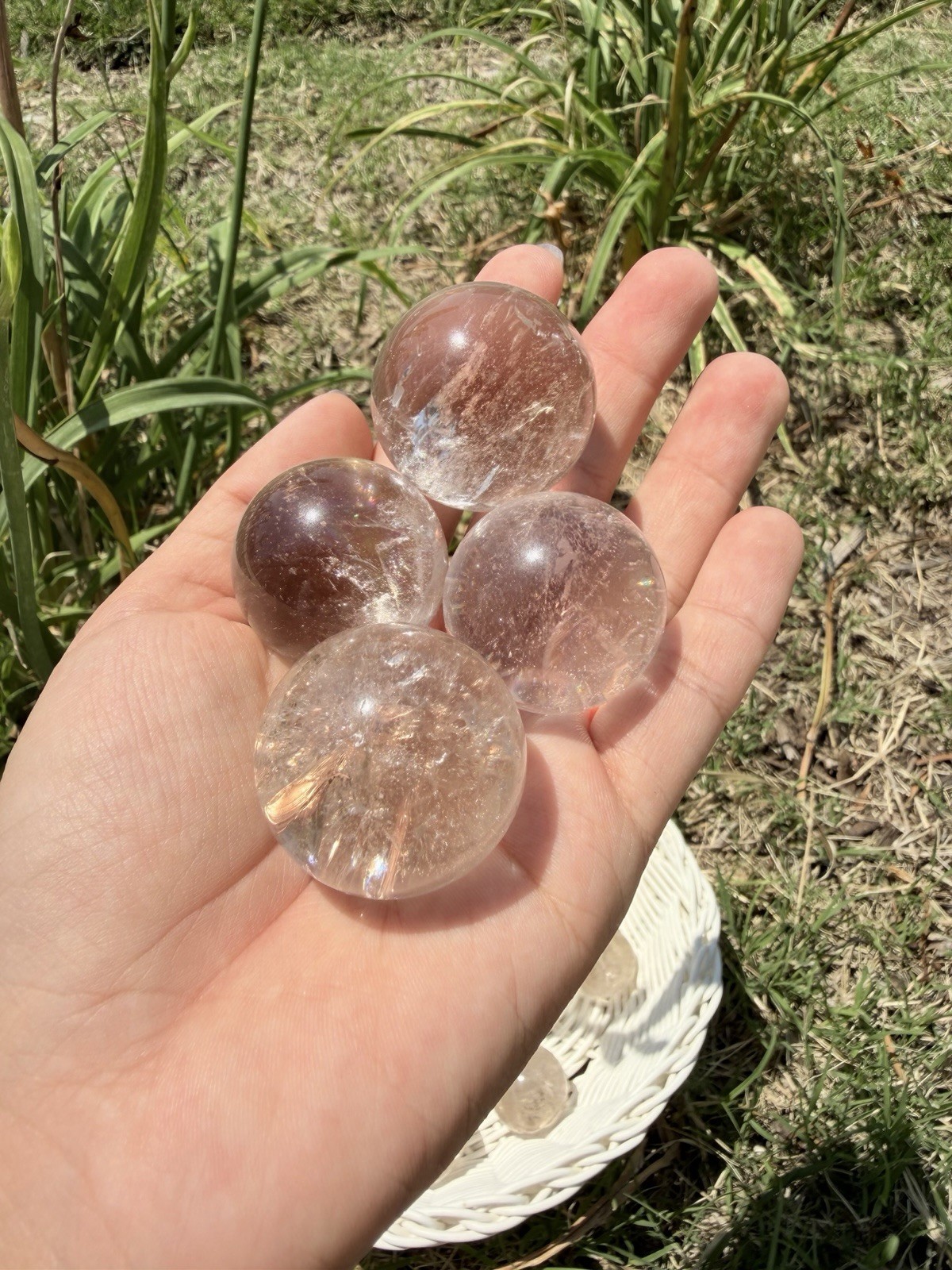 1pc Random Pick Clear Quartz Sphere, Smoky Clear Quartz Small Crystal Ball