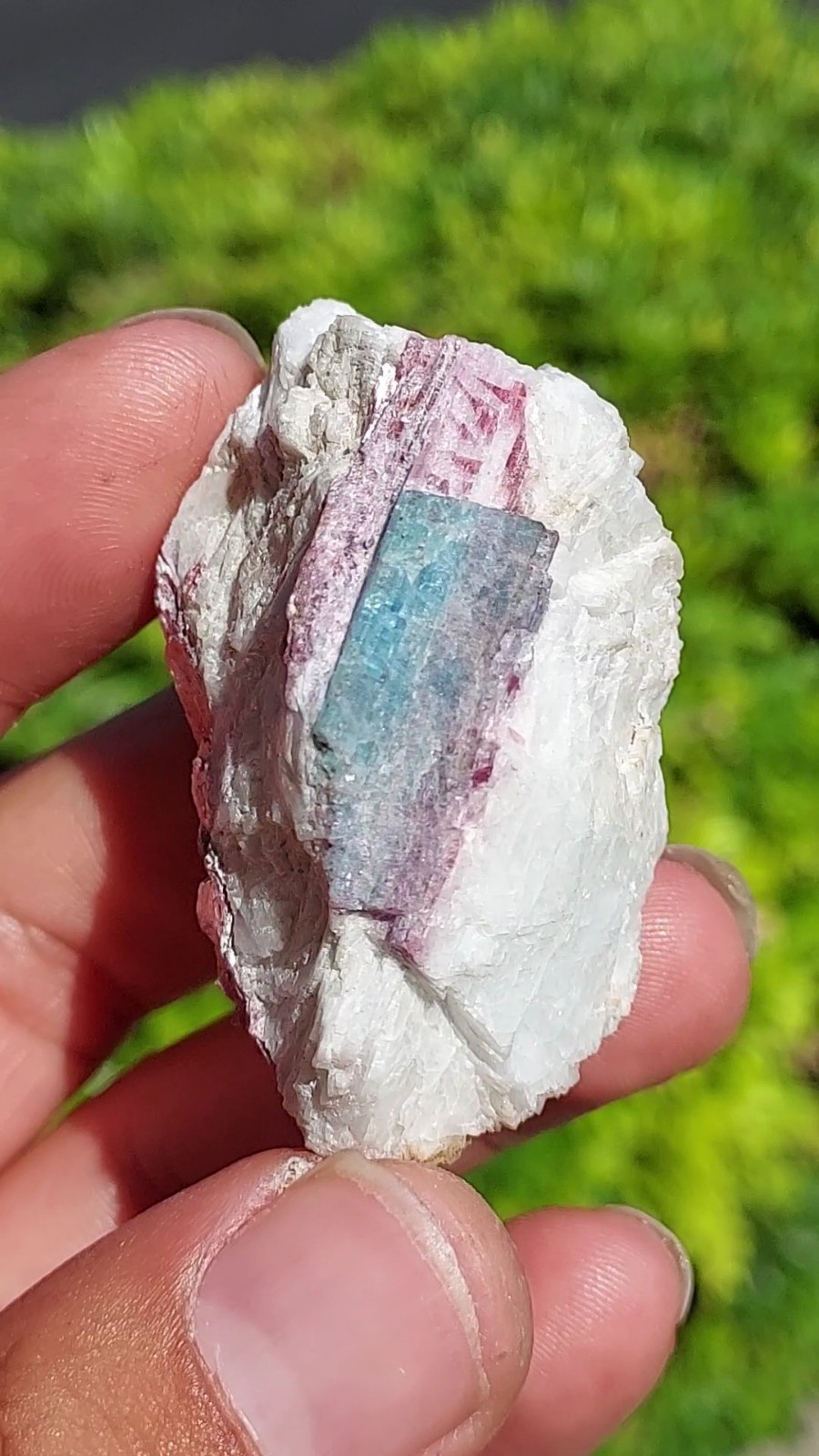 LARGE PARAIBA CUPRIAN BLUE PINK TOURMALINE COPPER BEARING BATALHA MINE BRAZIL