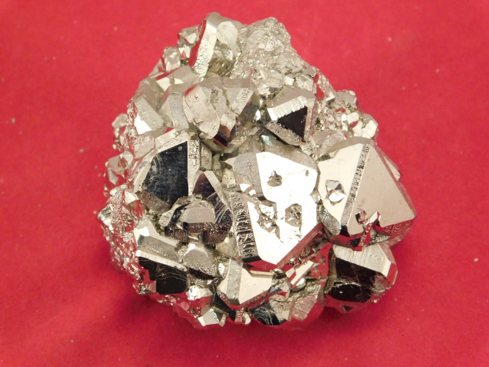 PYRAMID Shaped Crystals! Tetrahedron PYRITE Crystal Cluster Peru 174gr