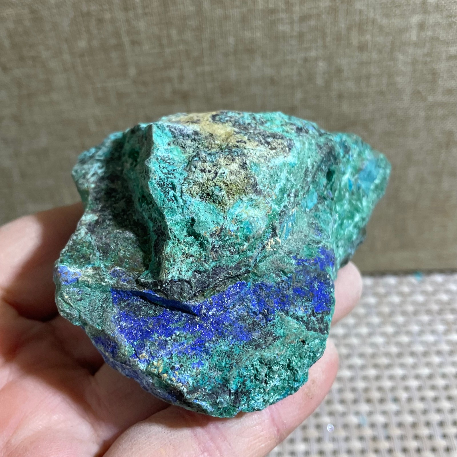 Restoration of Blue Copper Ore Quartz Crystal Mineral Samples 183g