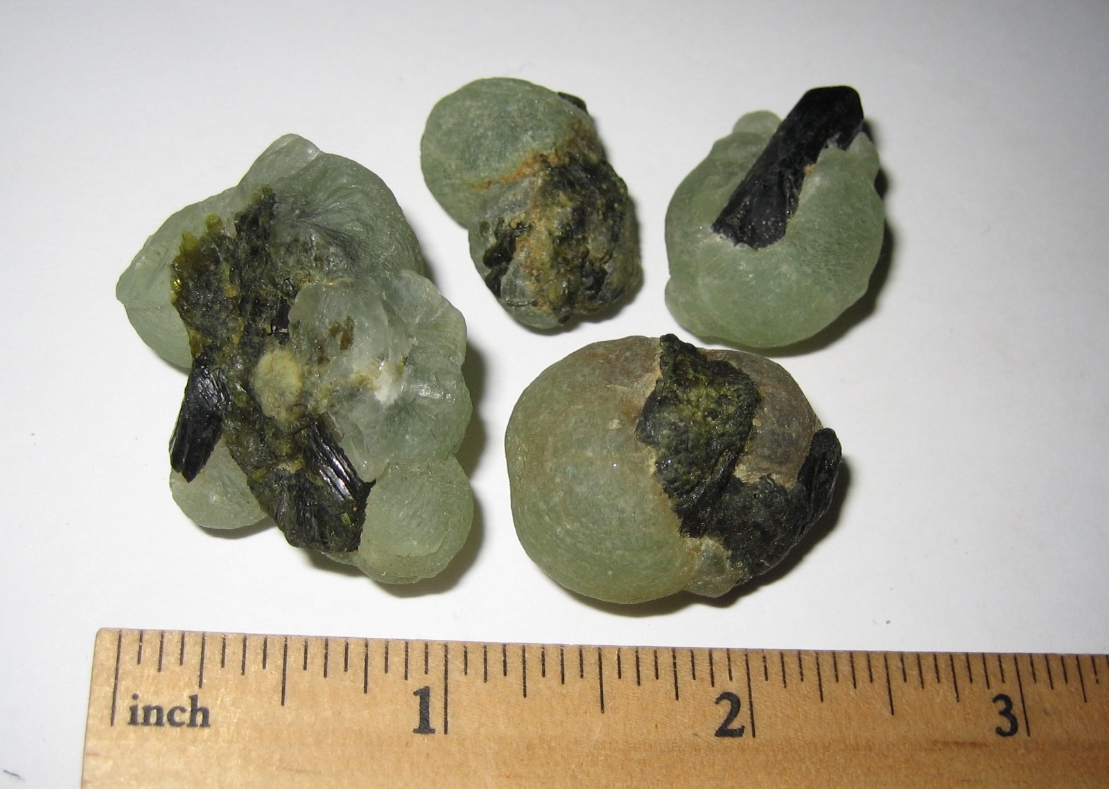 4 NATURAL 1″- 1.5″ PREHNITE & EPIDOTE CRYSTAL MINERAL CLUSTERS MALI 71.9grams *1