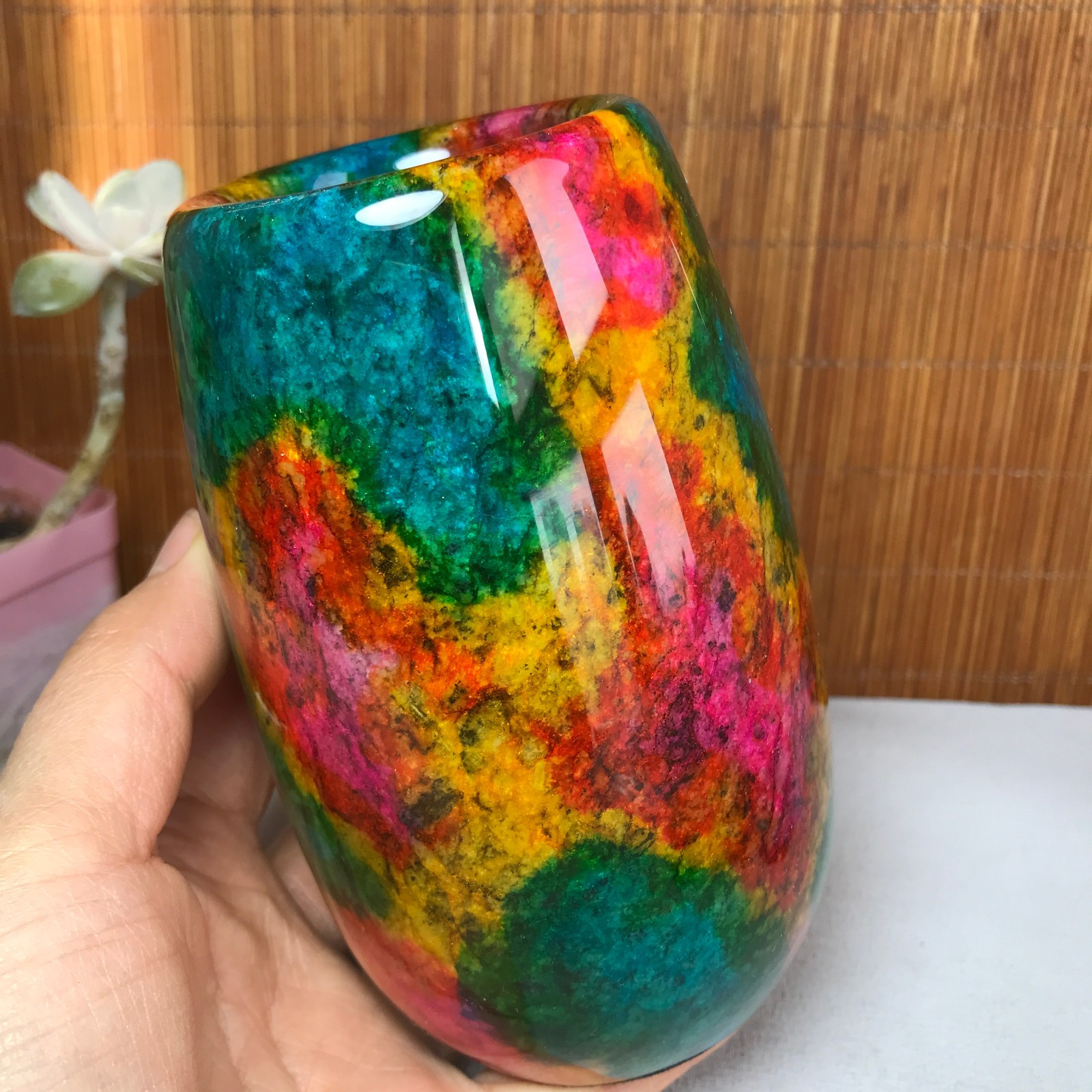 Natural “Seven Colors Jade” vase specimen -Taiwan China 1050g 129mm A3729