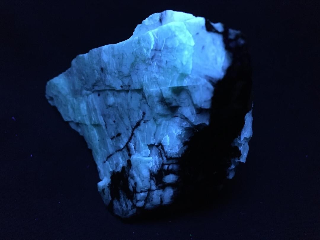 KB: GREAT!! BRIGHT!!! SW FL. BLUE/WHITE PB-RICH ORTHOCLASE FROM NSW, AUSTRALIA