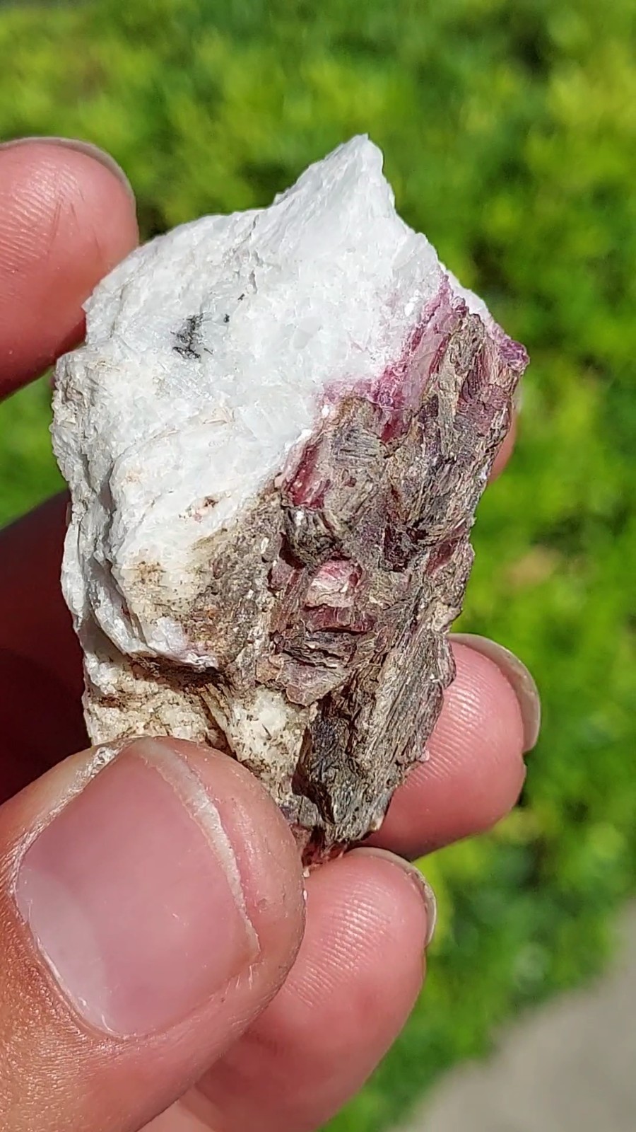 LARGE PARAIBA CUPRIAN BLUE PINK TOURMALINE COPPER BEARING BATALHA MINE BRAZIL