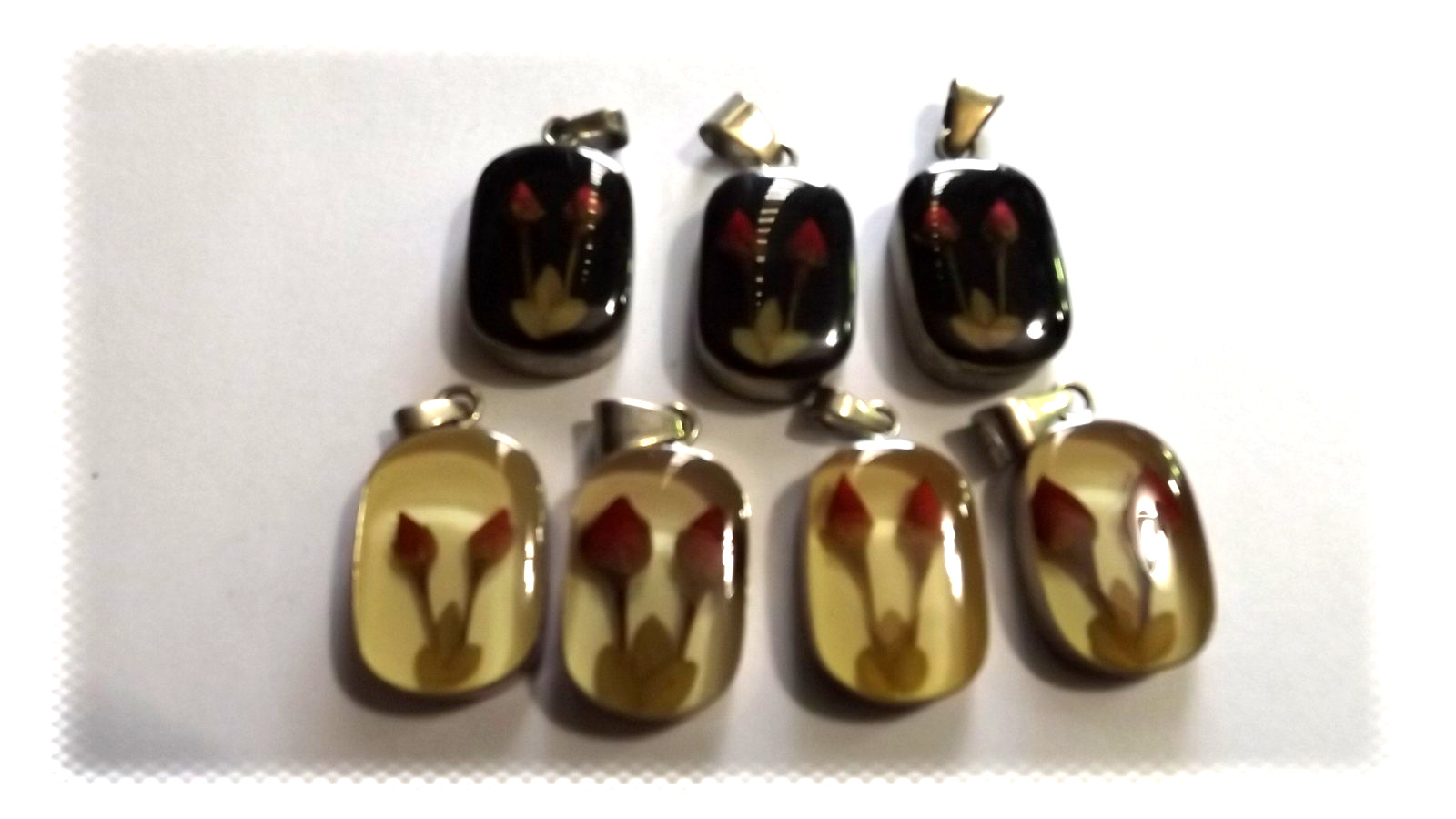 925 STERLING SILVER FOREVER REAL ROSE BUDS IN LUCITE PENDANT