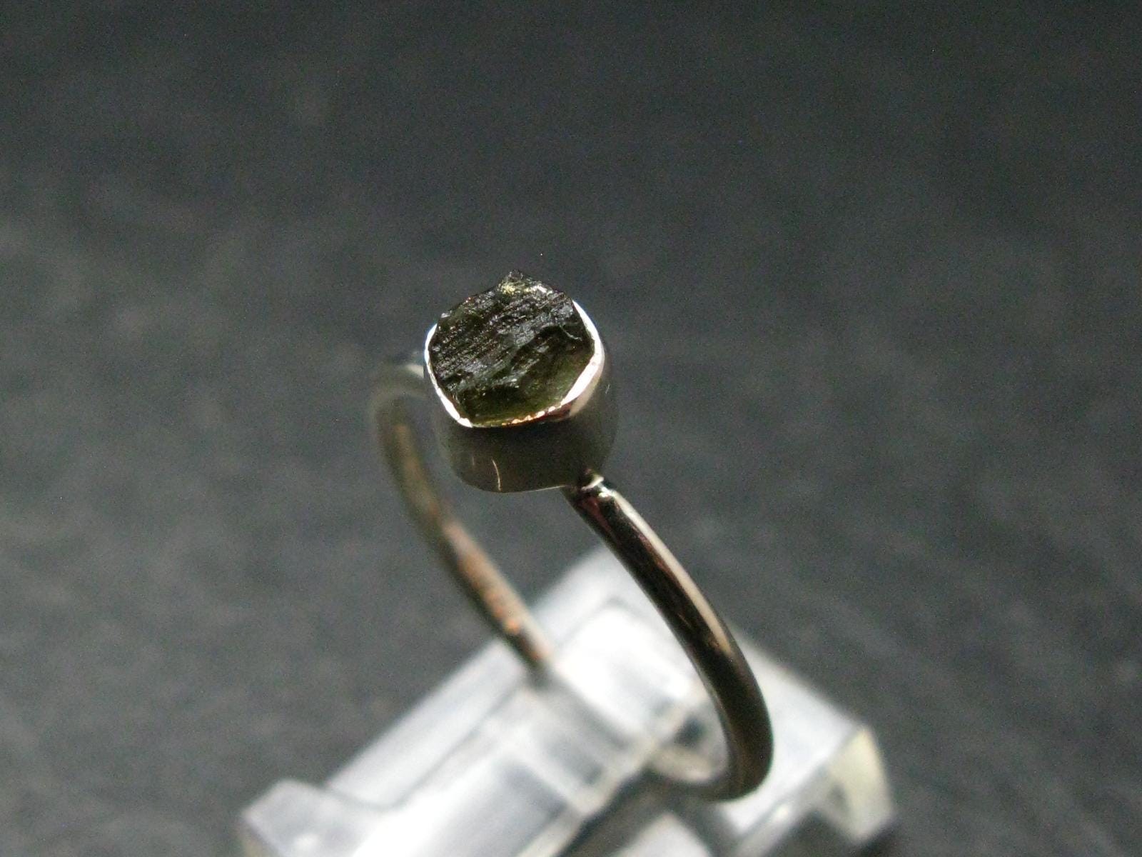 Moldavite Tektite Silver Ring from Czech Republic – 8 Size – 1.95 Grams