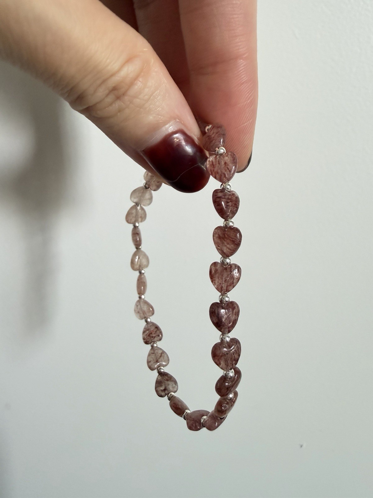 Strawberry Quartz Ombre Heart Stretch Bracelet – Natural Pink Gemstone, 6mm