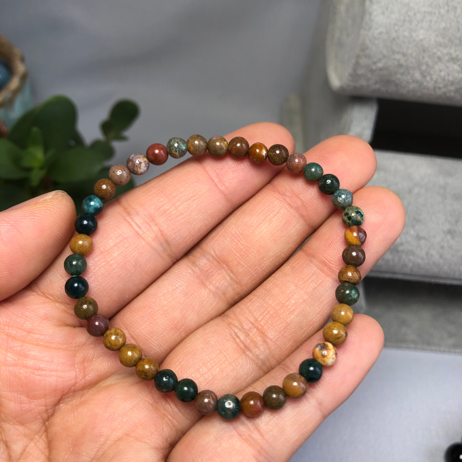 wholesale 4mm/6mm Natural ocean jasper Crystal beads bracelet 15g-16g A6031