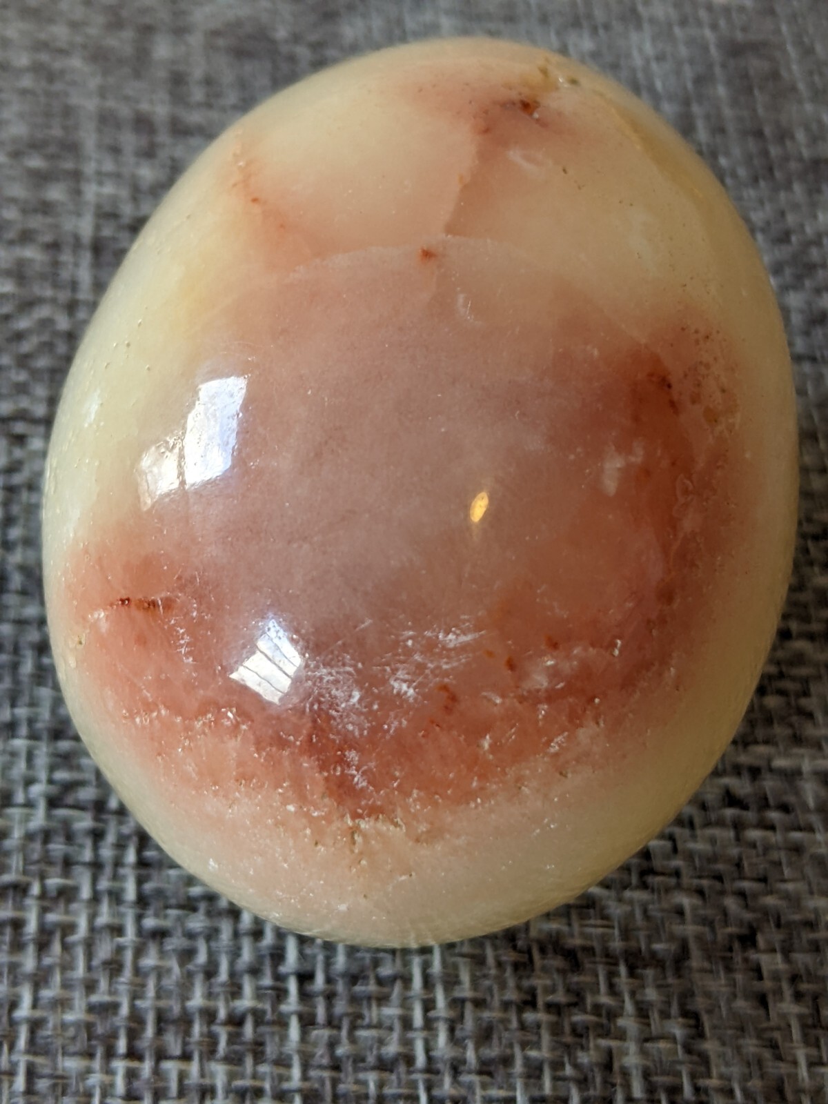 Reddish White Onyx Easter Egg Natural Crystal Banded Mineral – With Stand