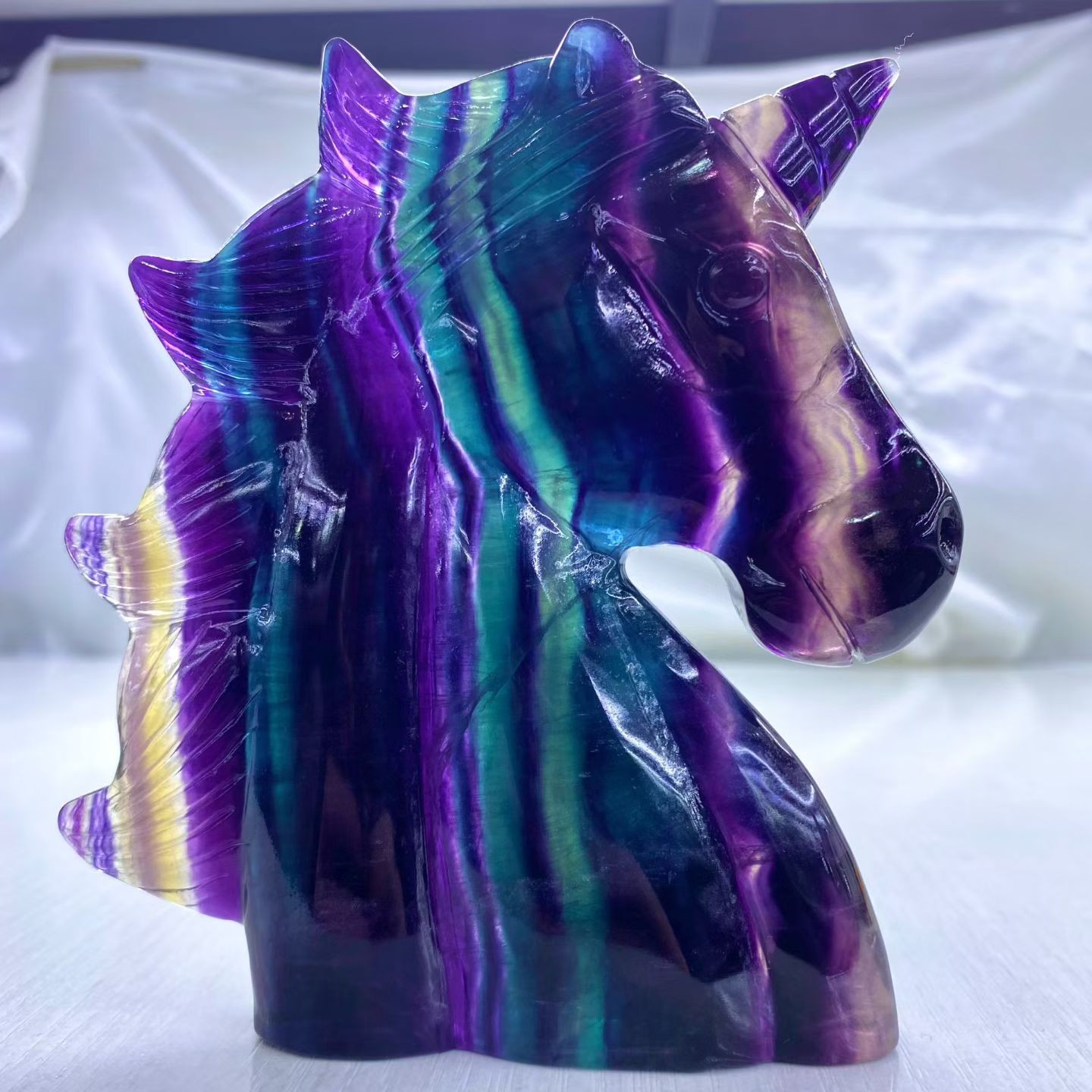 1PC Natural fluorite carved unicorn Skull quartz crystal reiki healing Gem Gift