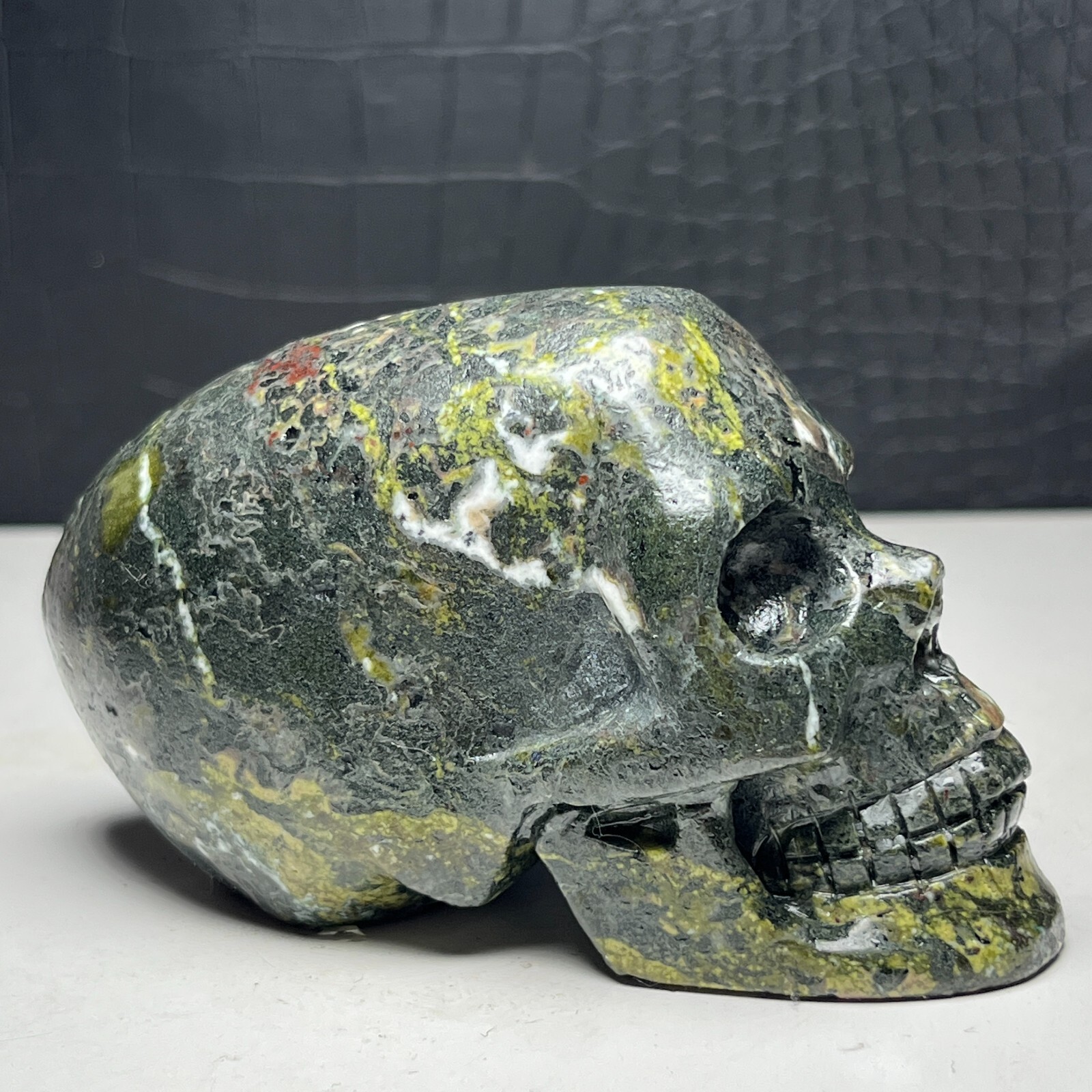 437G Natural Crystal Mineral Specimen.Plum flower stone. Hand-carved SKULL.ET