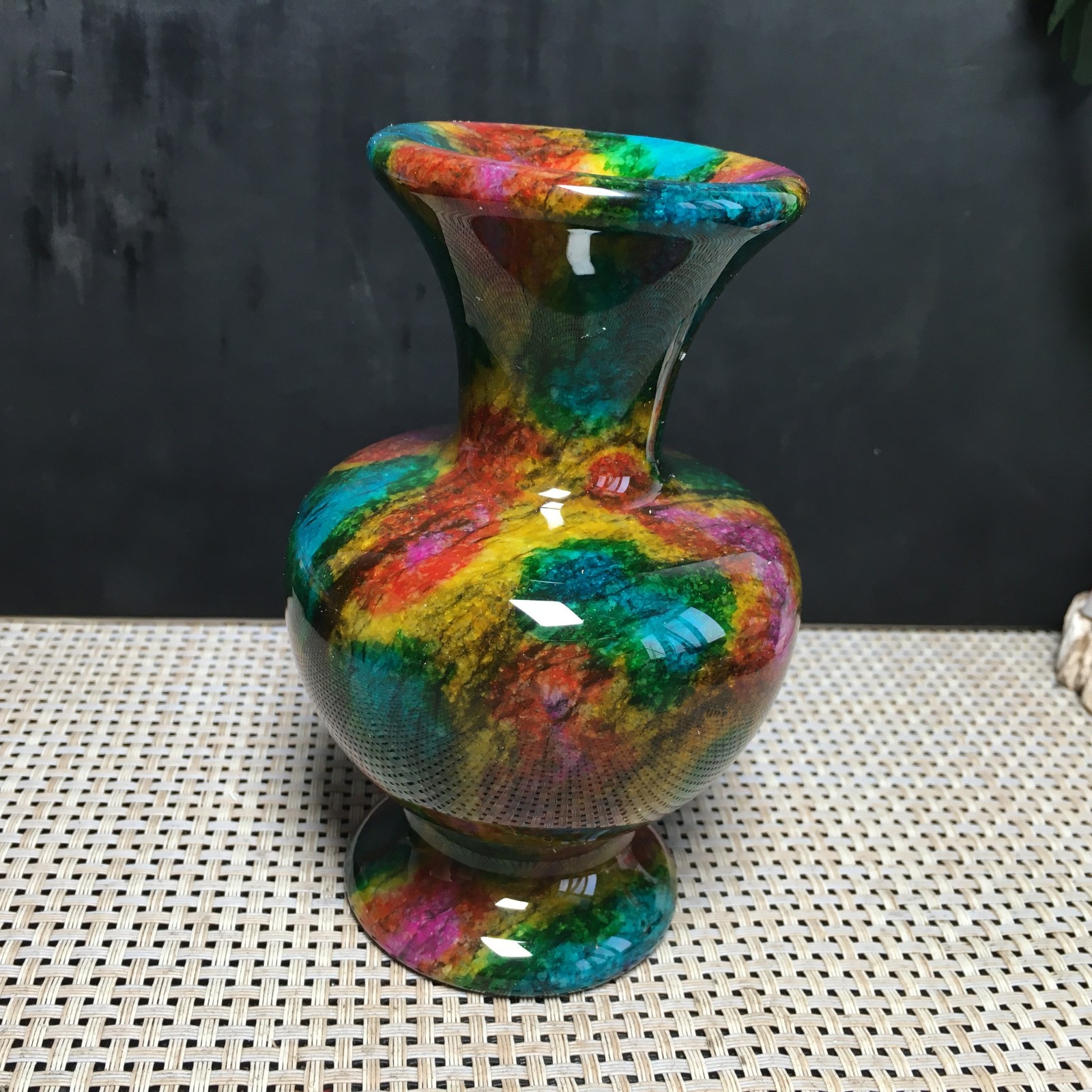 895g Natural “Seven Colors Jade” vase specimen -Taiwan China 02