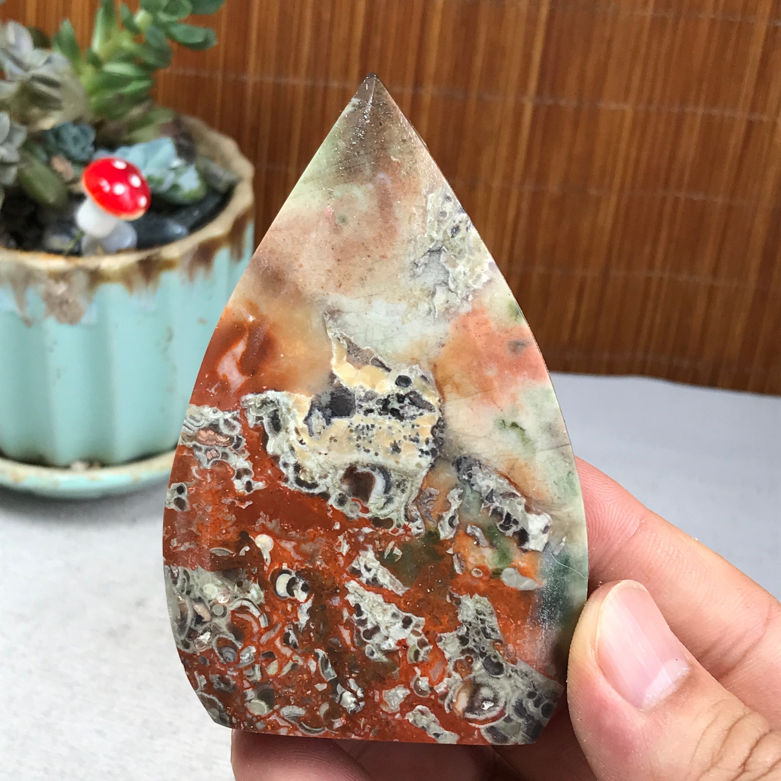 Natural money Mexico agate hand carve leaf Crystal Specimen free standing A6271