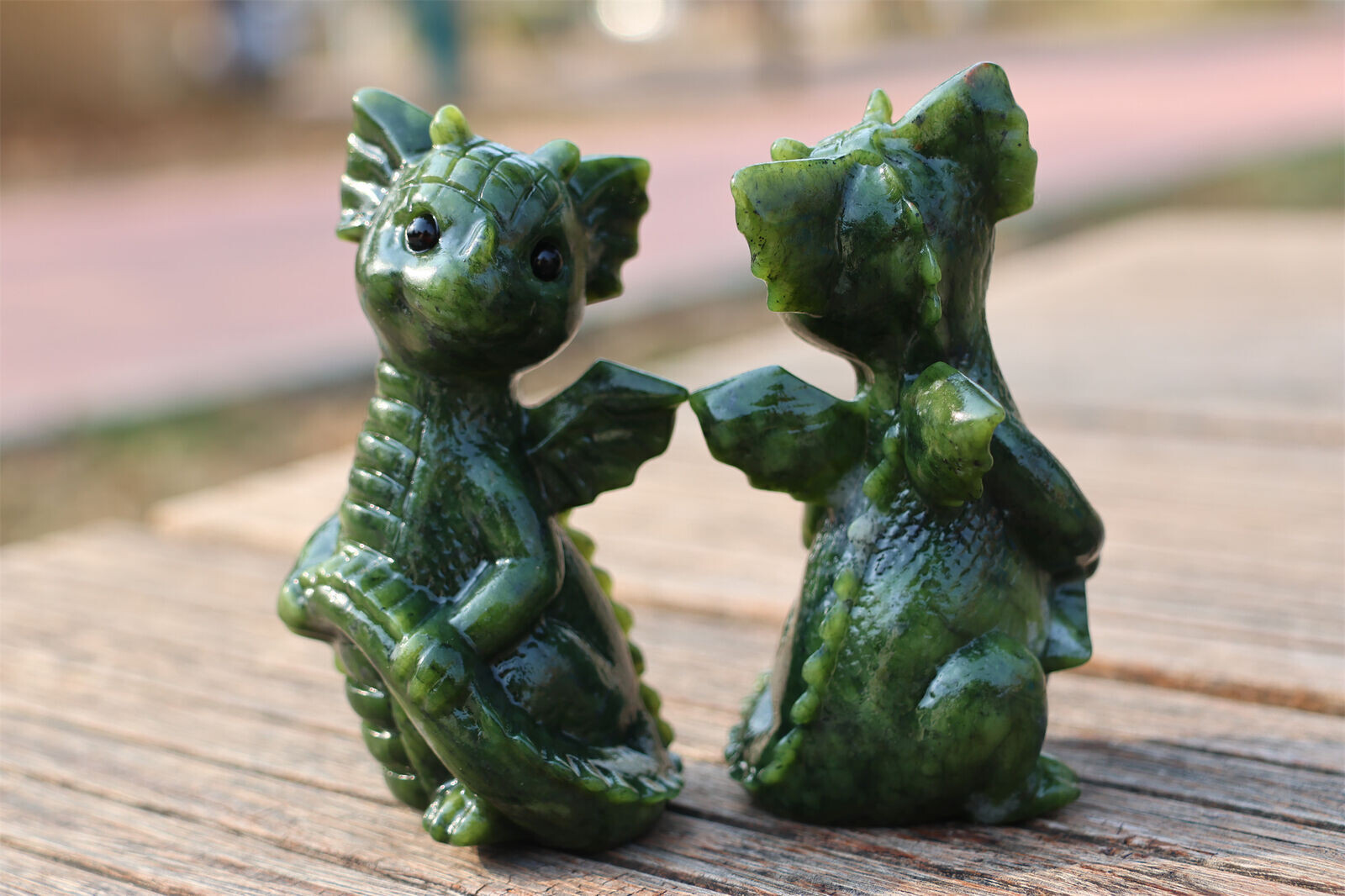 1pc Natural Green Jade Quartz Carved Dragon Skull Reiki Crystal Decor Gift