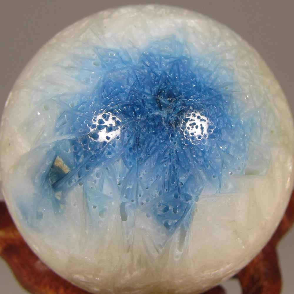 38mm Blue Ice GLACIERITE Sphere Ball w/ Stand – Indonesia