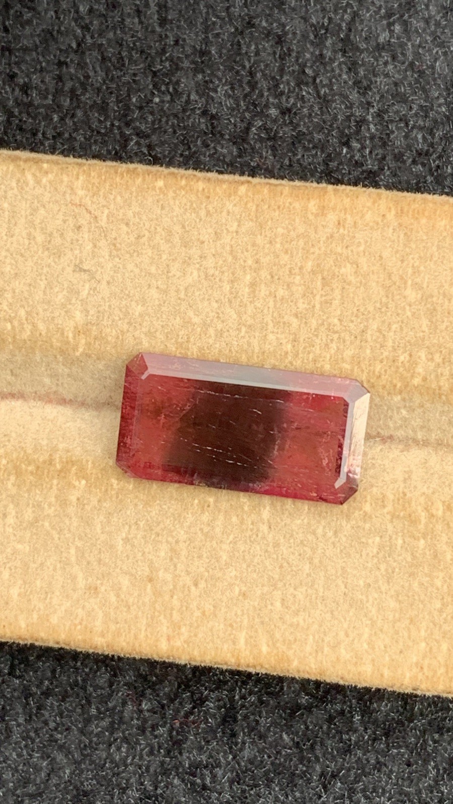 4.60ct natural rare pink & dark brown color in the middle bi colors tourmaline