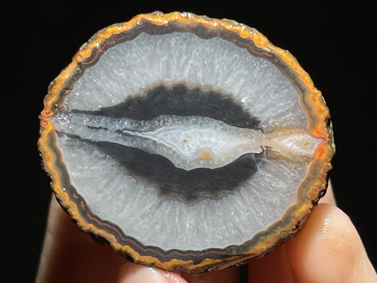 Natural 15 half Rough Chinese Agate crystal geode Achat Nodule Hebei 535g AA5