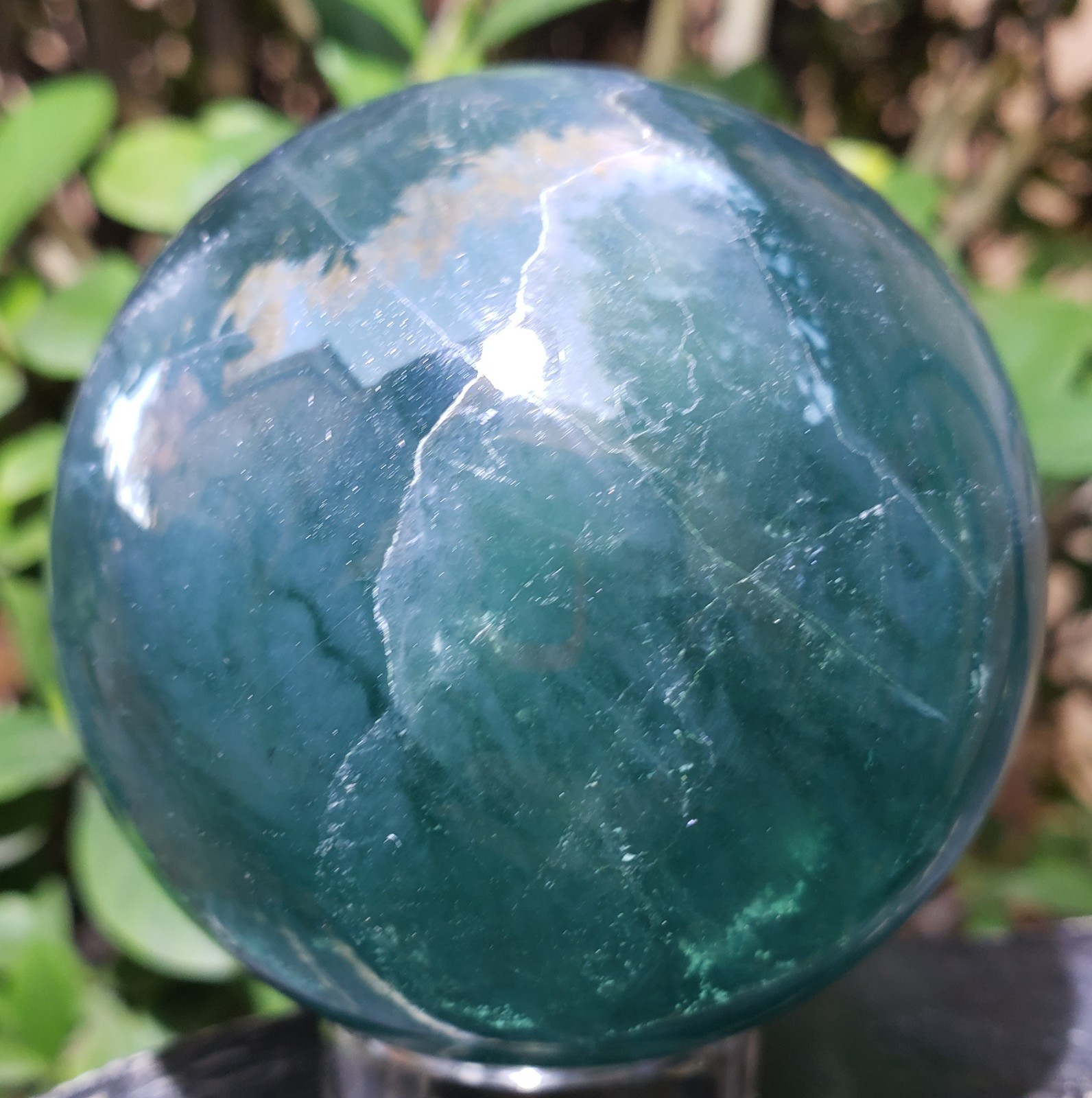 2.5″ Deep Blue Fluorite Quartz Crystal Sphere Ball Orb Rainbow UV, 456g or 1 lb