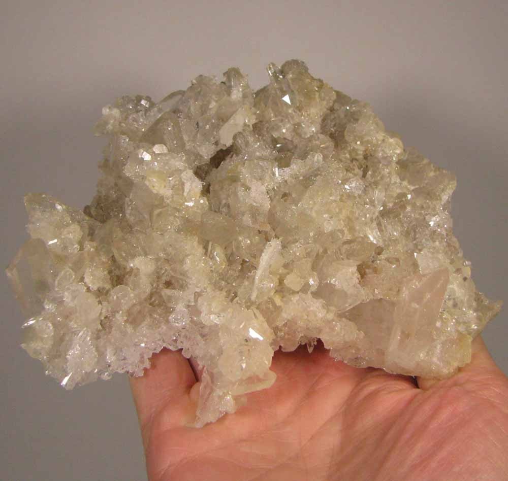 5.7″ Clear QUARTZ Crystals Cluster – Mt. Ida, Arkansas – 1.4 lbs.