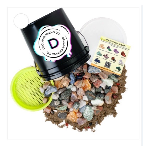 Declan’s Mining Bucket Explore Earth’s Treasures with Hidden Gem