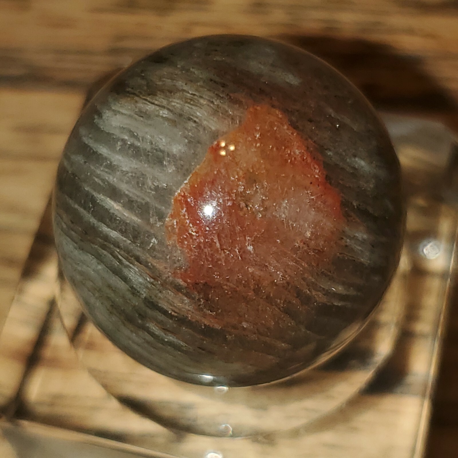 Amphibole Scenic Thousand Multi Layer Quartz Sphere Ball Orb Marble 22.5mm, 20g