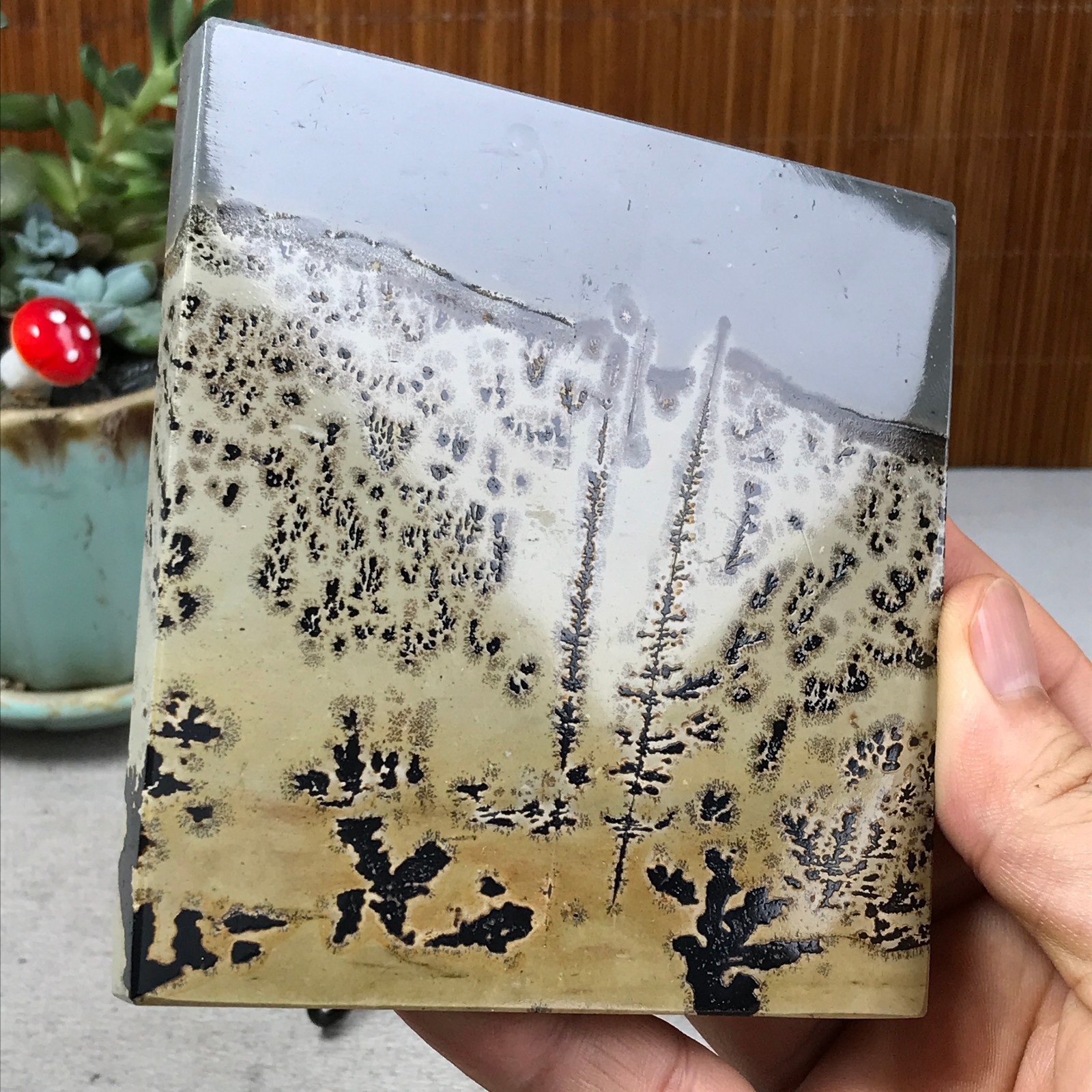 231g Natural Chinese painting stone crystal ornaments for home decoration A6865