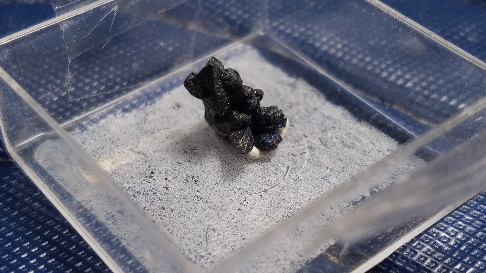 SiG: Dark Grey Sparkly Iridescent Hematite Crystals Cluster Psm After Magnetite