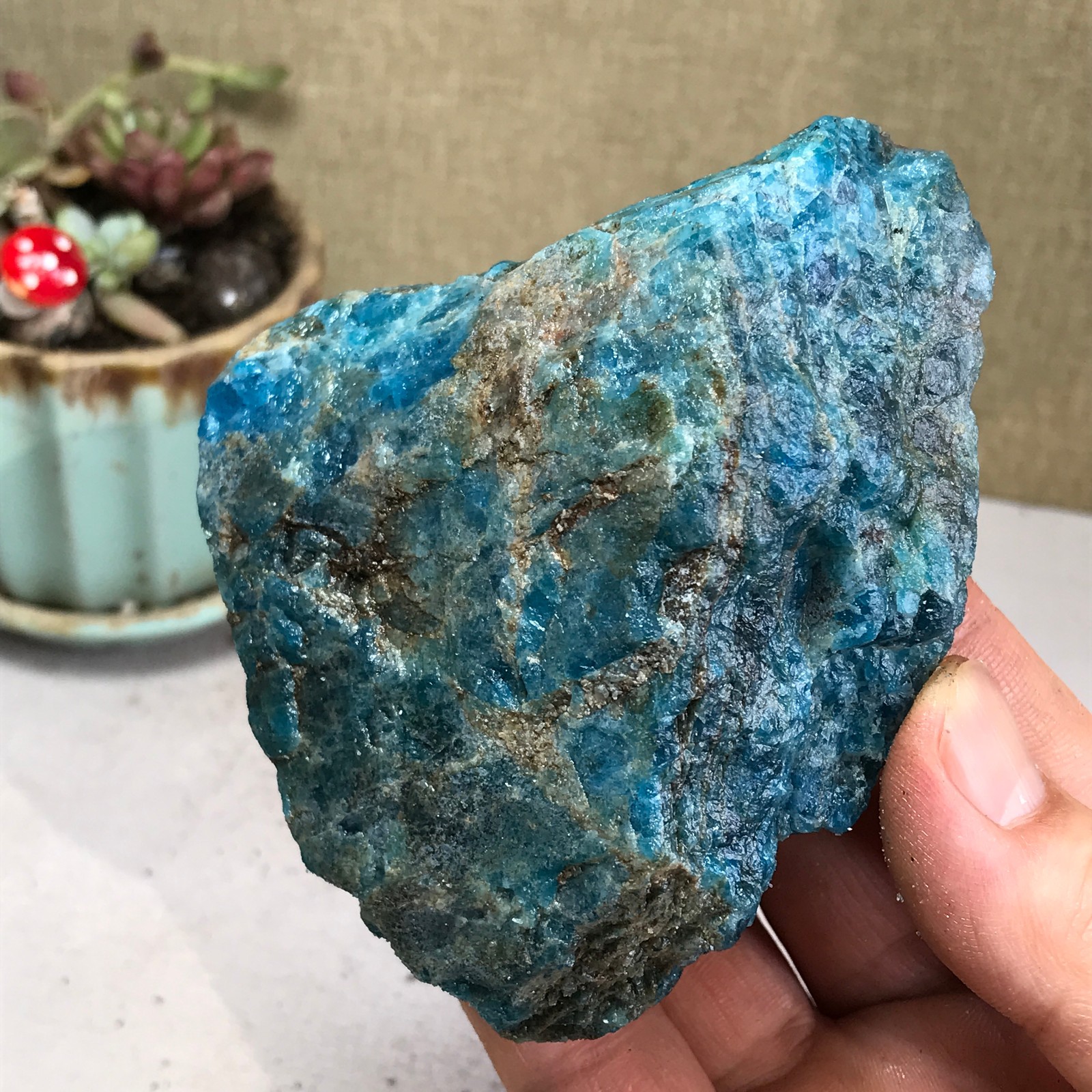 82-77-40mm Top Natural apatite Crystal uncut gemstone Mineral Specimen A4191