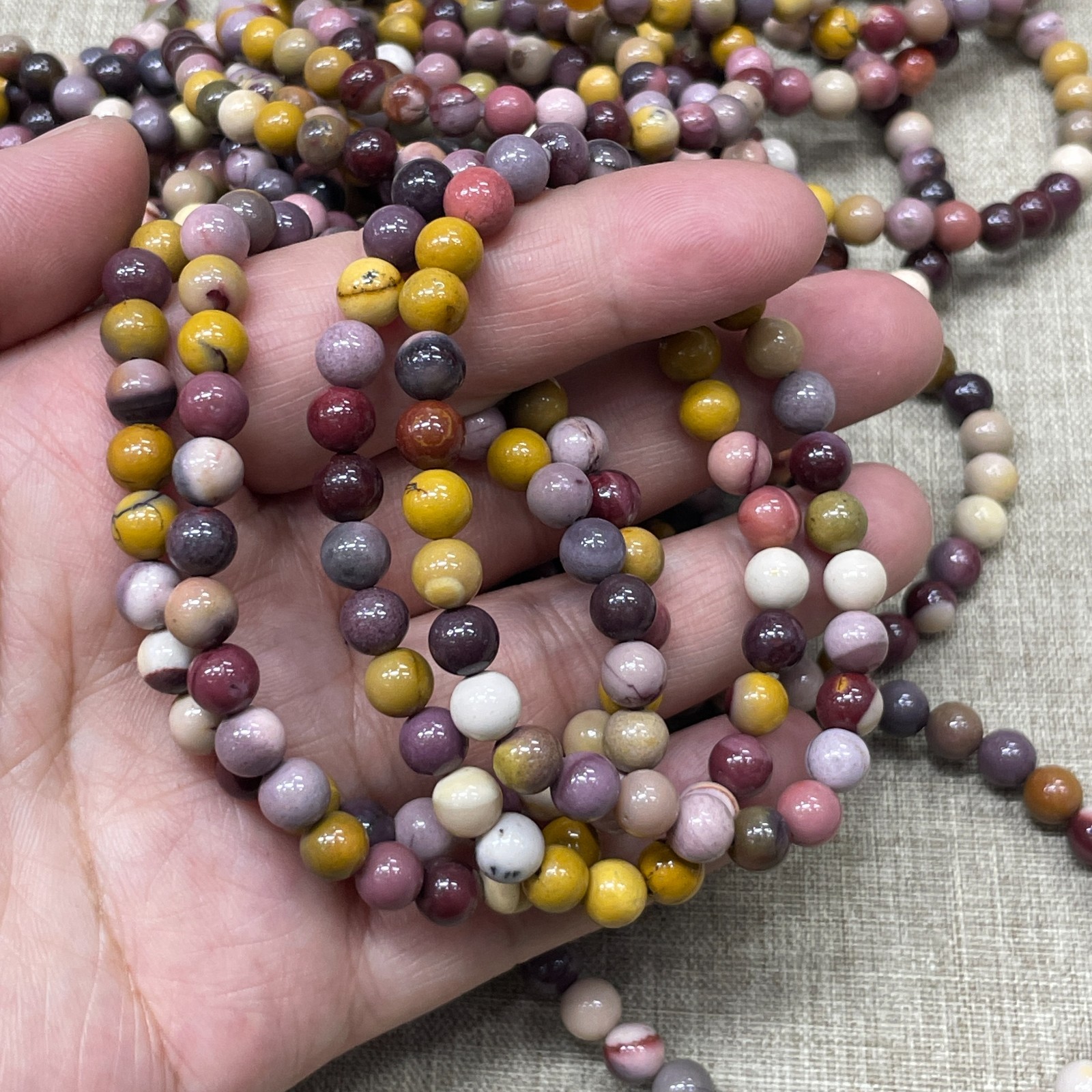 Wholesale 1 Pcs egg yolk Stone ball beads 6mm 7.5″ crystal Stretch Bracelet