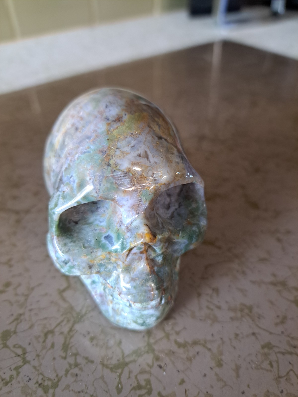 😍😍😍12.7 oz crystal quartz, hand carved skull mineral 2 3/8″🤪🤪🤪