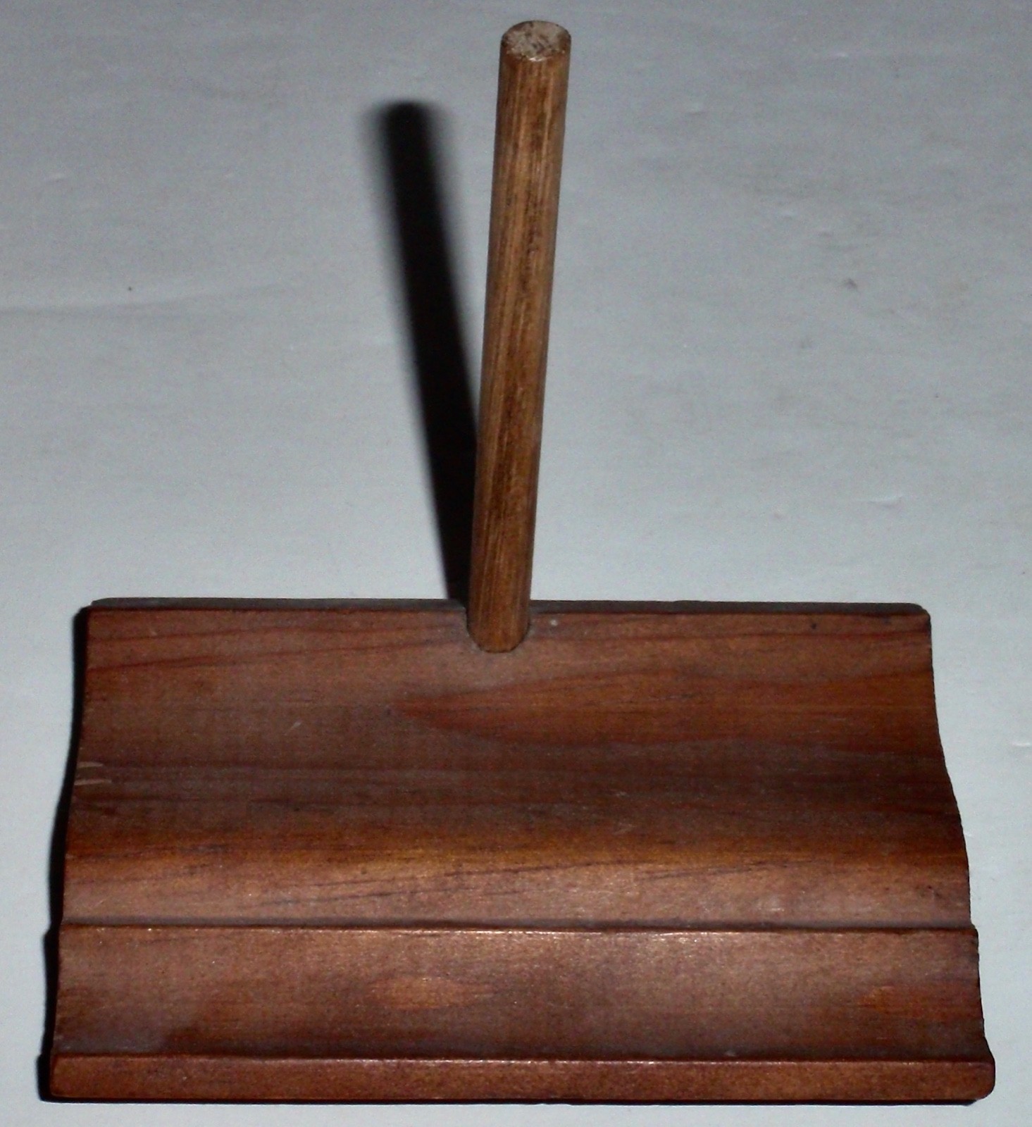 Display Wooden Base Peg Easel Holder Stand ,Plate, Plaques