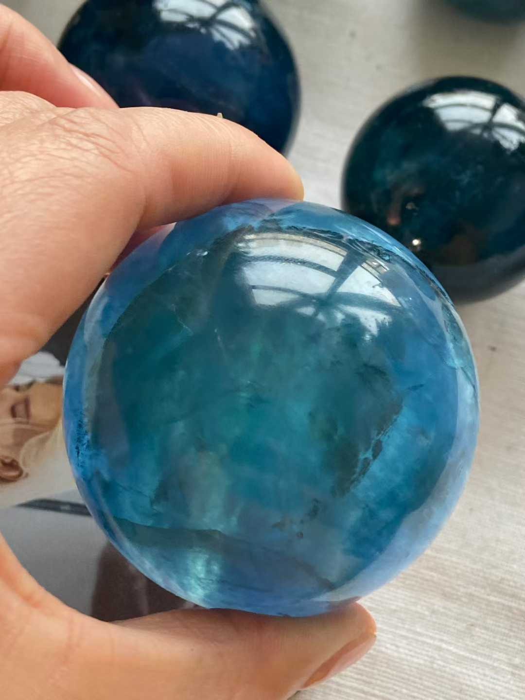 1pc Natural Blue Fluorite Quartz Sphere Crystal Energy Ball Reiki Decor 60mm+