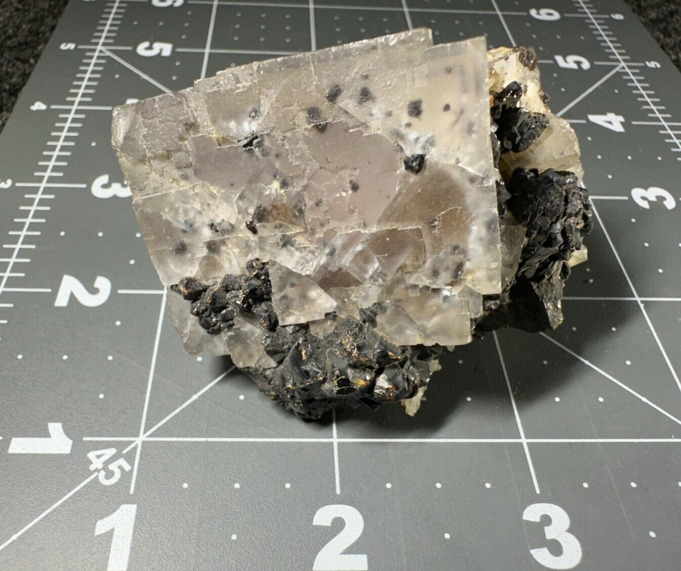 ➤ 1-5/8″ WHITE FLUORITE CUBE with SPHALERITE Cave In Rock Illinois VIDEO➤254
