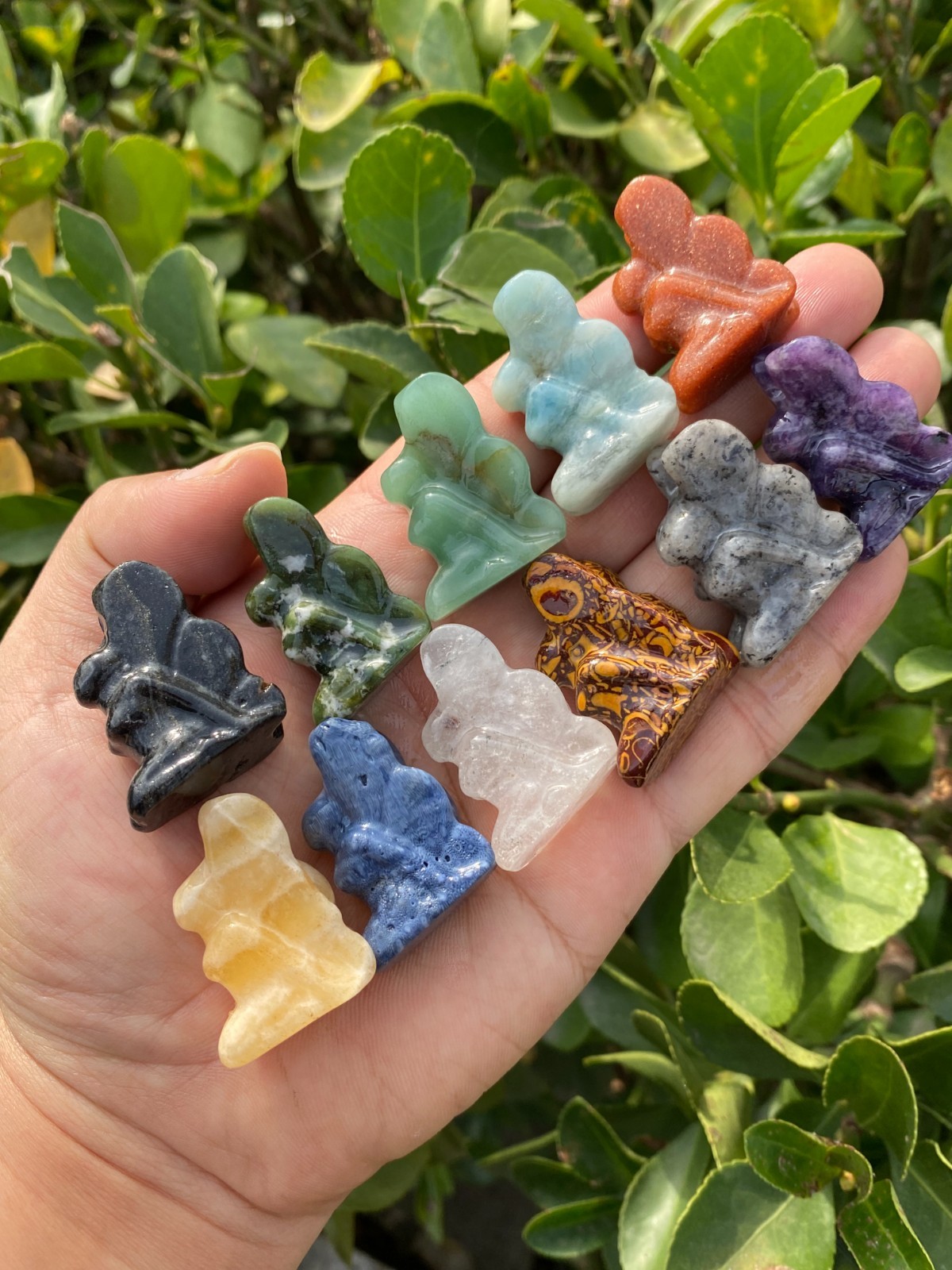 5pcs mixed Natural Quartz carved crystal fairy skull reiki healing gift random