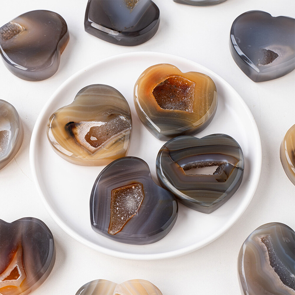 1pc Random Heart Agate Carved Geode Hole Ore Quartz Crystal Reiki Healing Skull