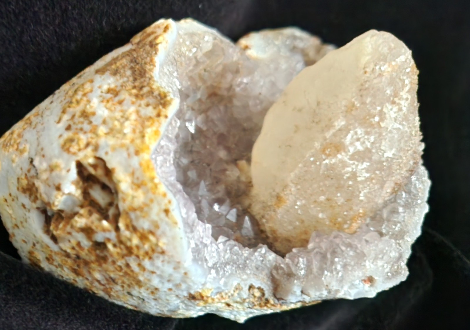 Calcite on Amethyst Geode – Nashik India – 5.25″ Cabinet Specimen