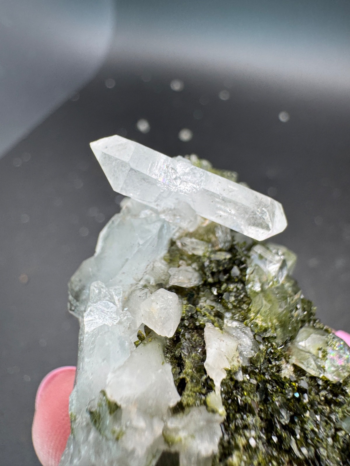 6827 Turkey “Forest” Epidote with Quartz 62g