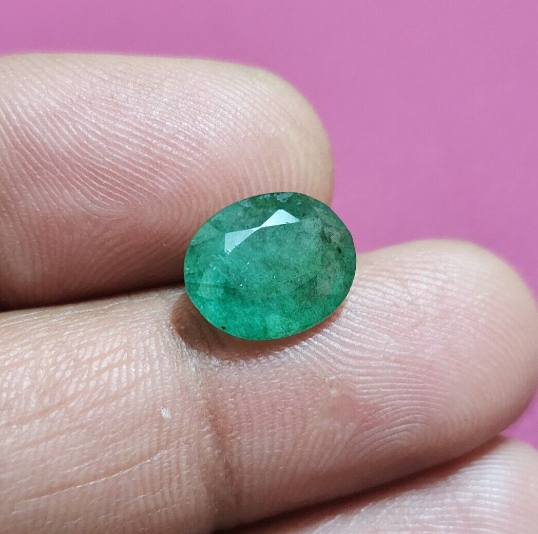 Beautiful Natural Top Zambian Emerald Faceted Oval Shape 3.60 Crt Loose Gemstone
