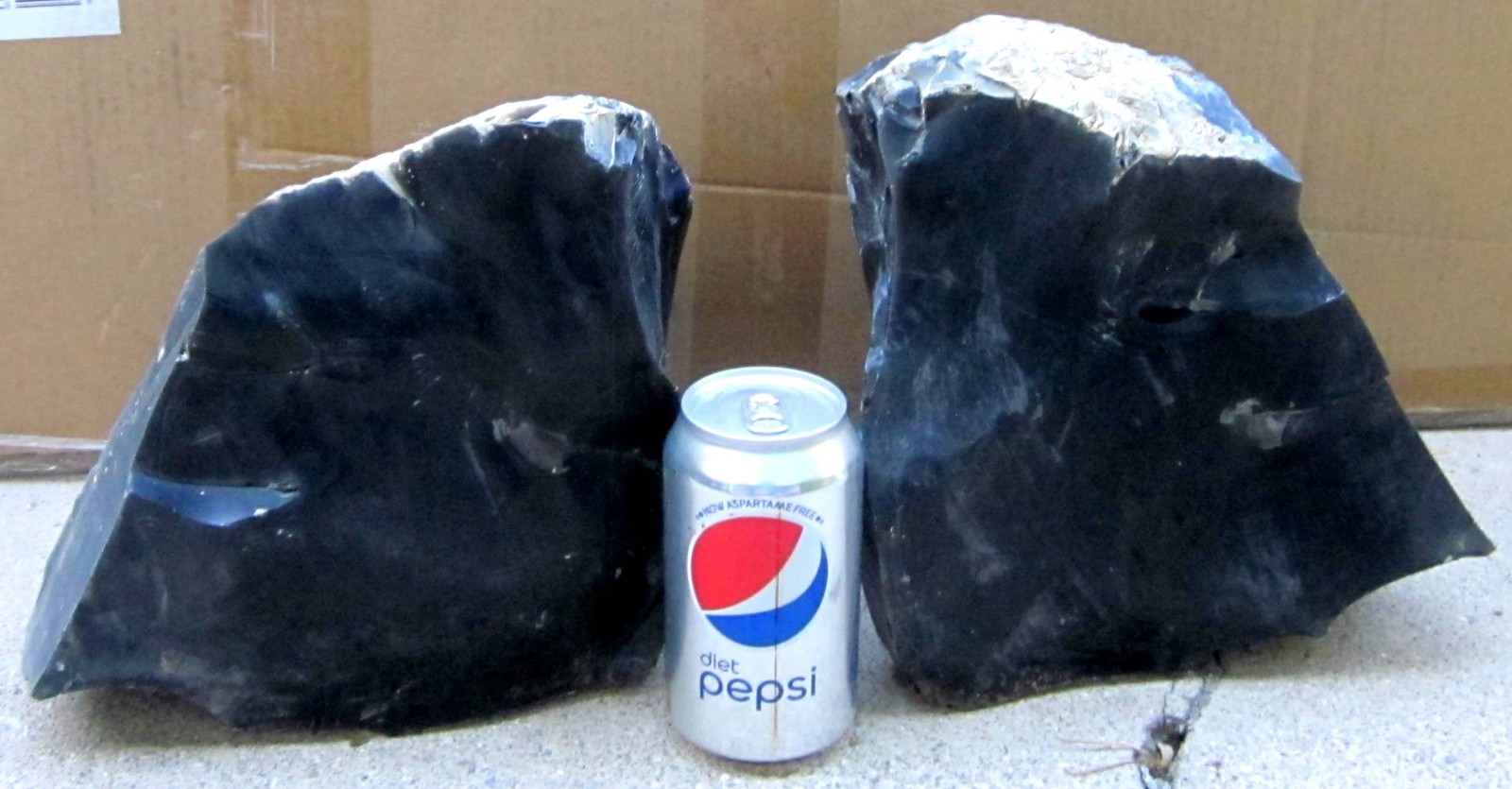 BLACK GLASS OBSIDIAN 42 LBS TOTAL 1 LG ROCK THAT SPLIT IN 2 PC NATURAL RAW ROUGH