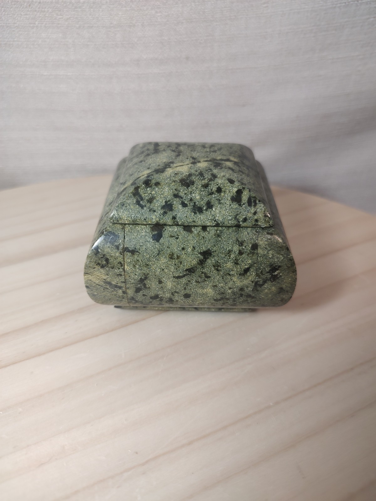 Serpentinite Lizard Peninsula Cornwall England 1 Tiny Fleabite Square Lapidary