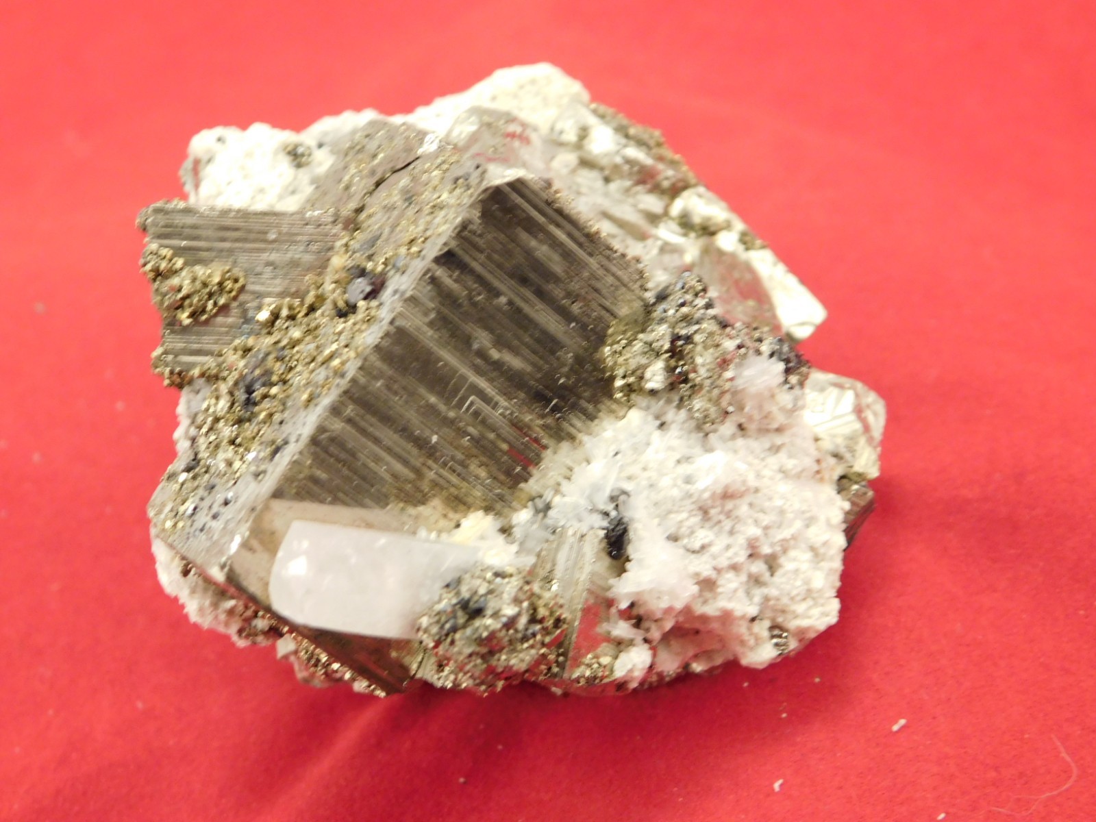 FLUORESCENT Calcite Crystal with PYRITE Crystal CUBES! From Peru 295gr