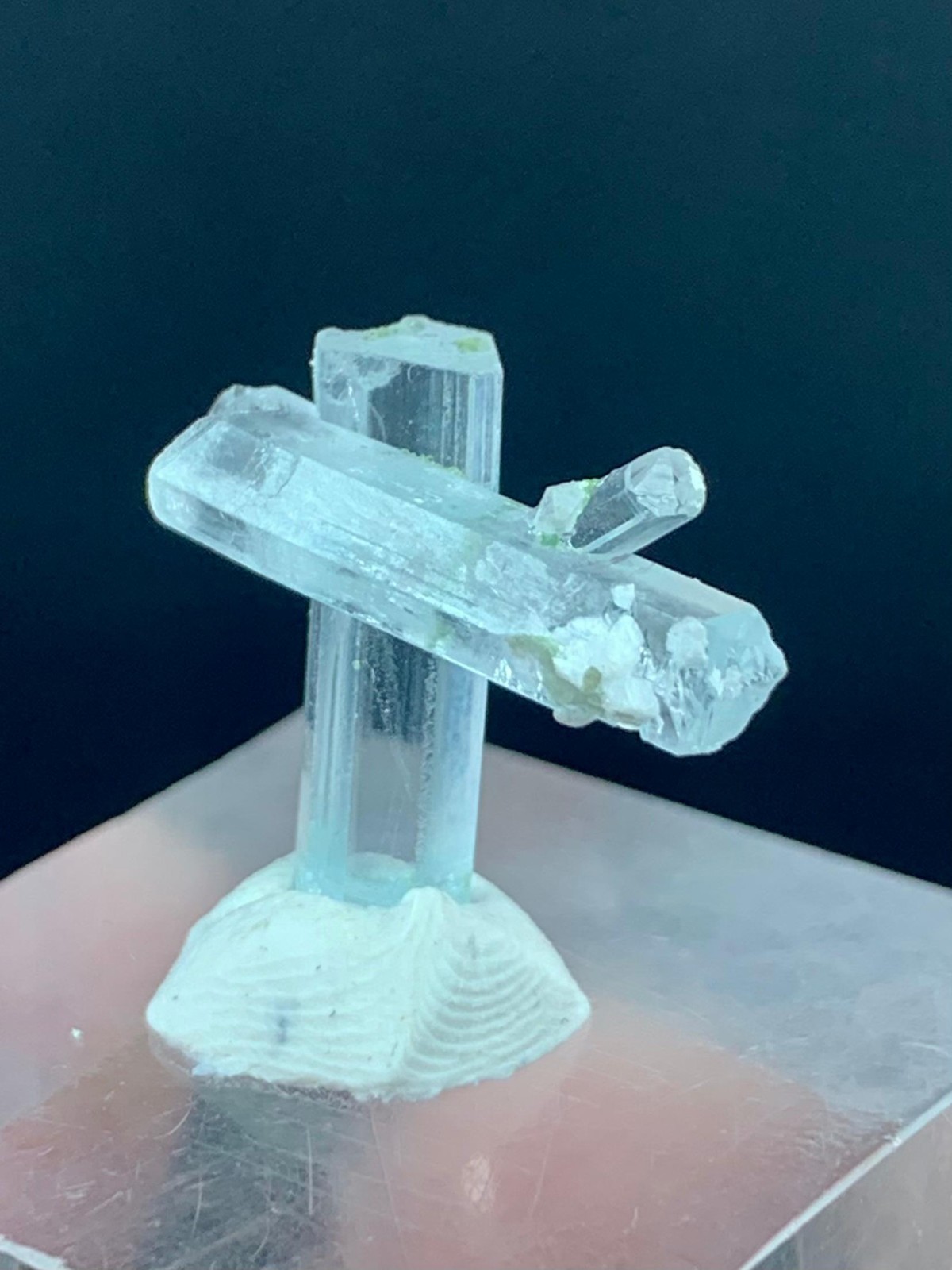 07 Carats Transparent Cross Aquamarine Crystal Specimen From Shigar Pakistan