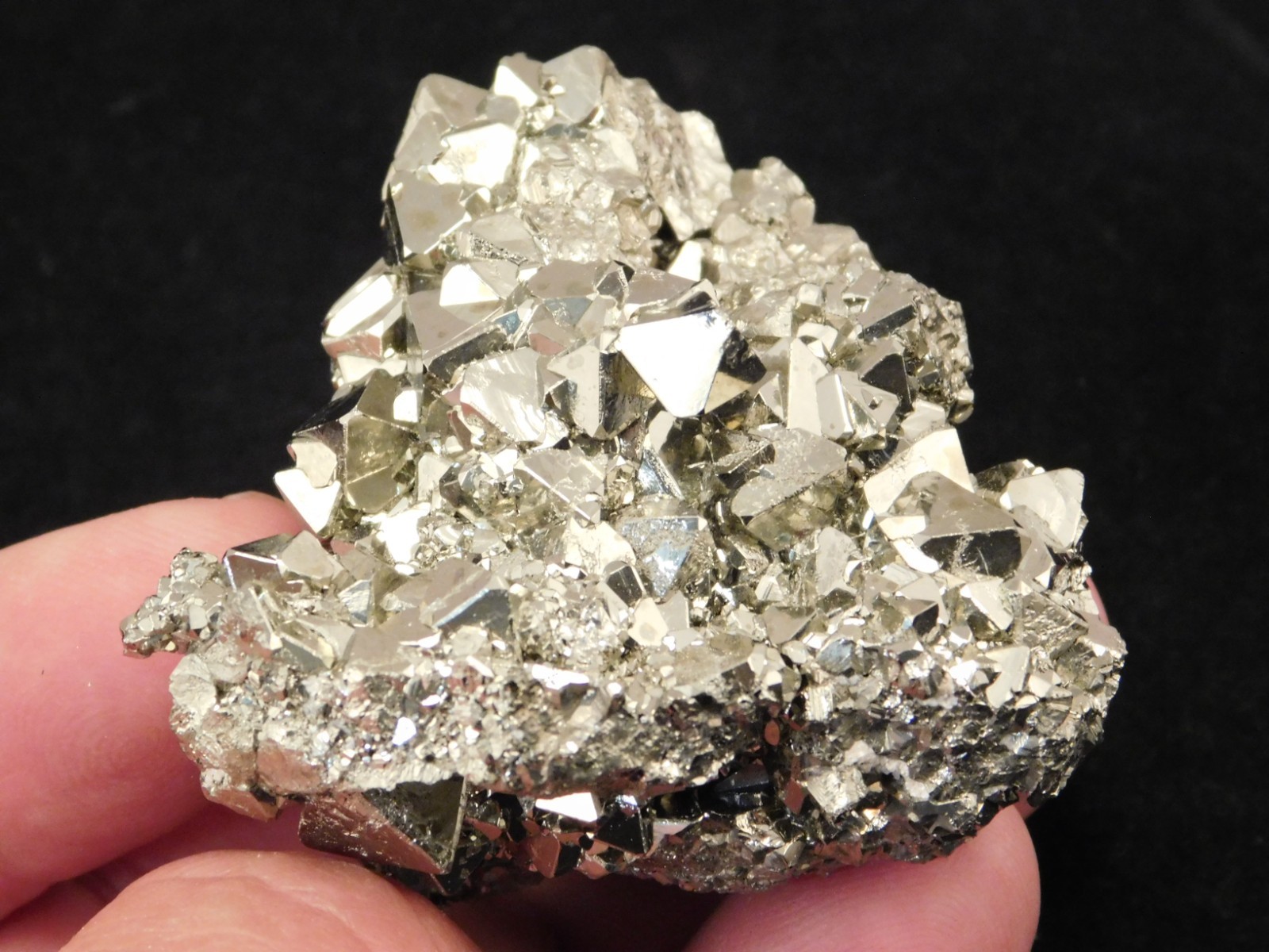 PYRAMID Shaped Crystals! Tetrahedron PYRITE Crystal Cluster Peru 165gr
