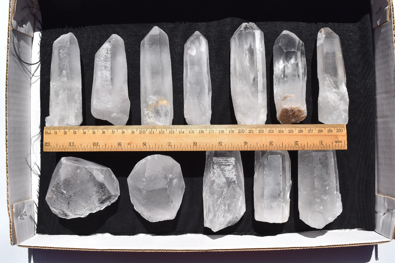 WHOLESALE Quartz Crystals from Madagascar 12 pcs 2.5 kg # 5666